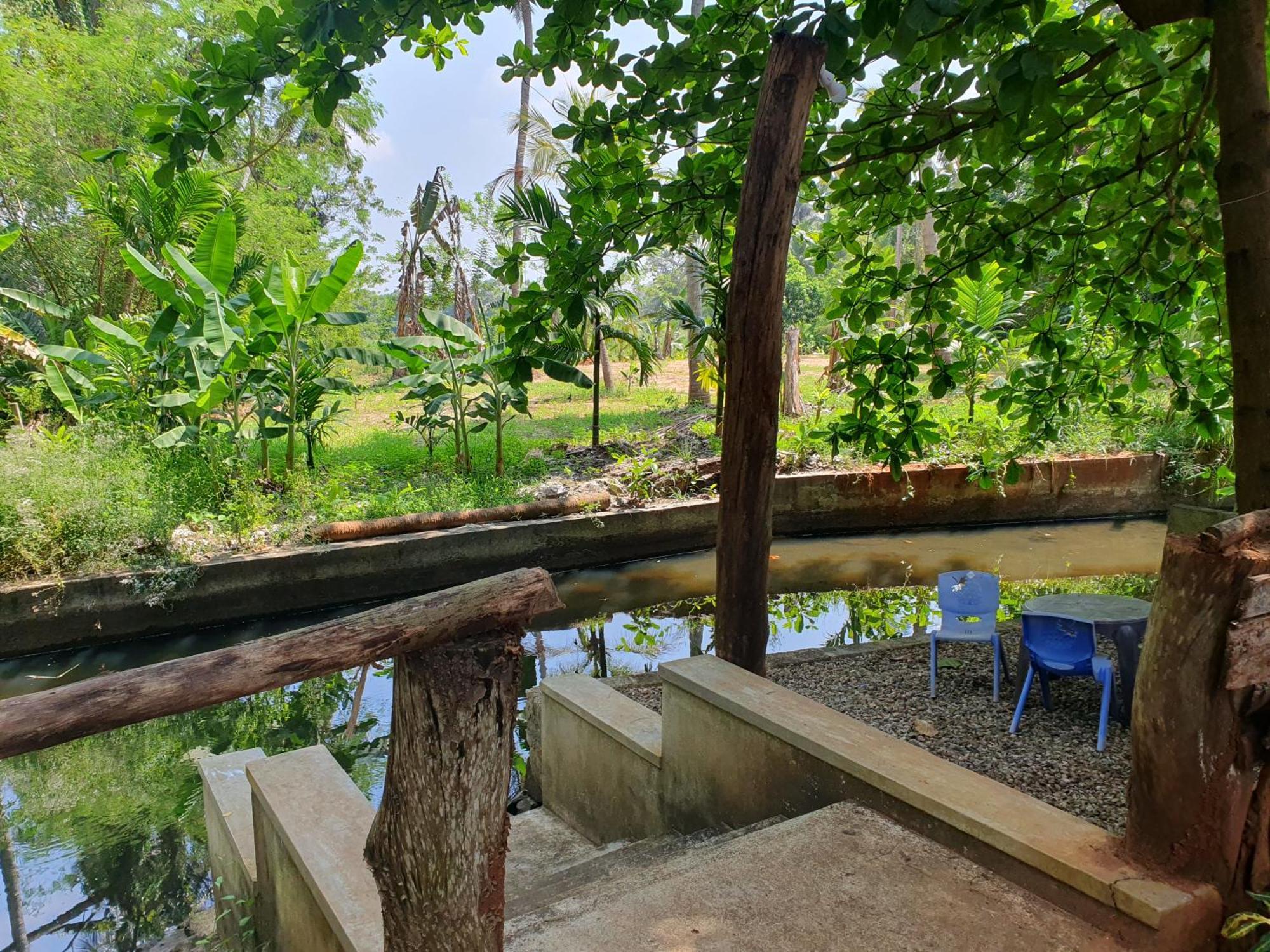Ruwinsons Canal Garden Anuradhapura Buitenkant foto